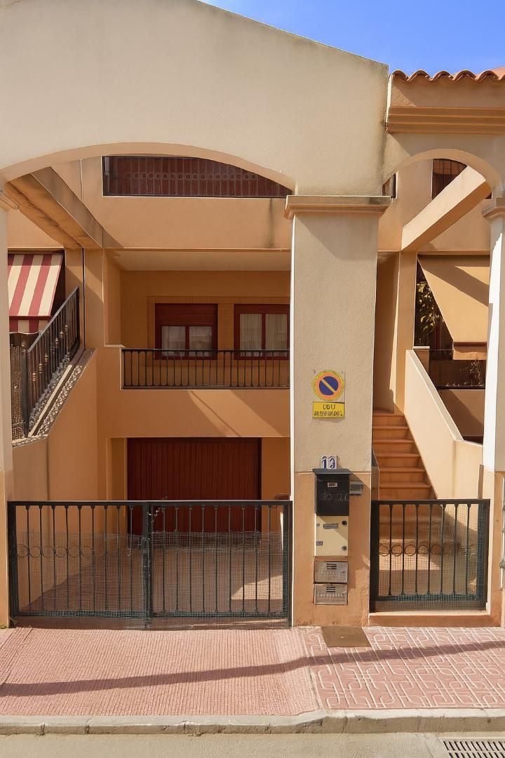 Vista exterior de Dúplex en venta en San Isidro