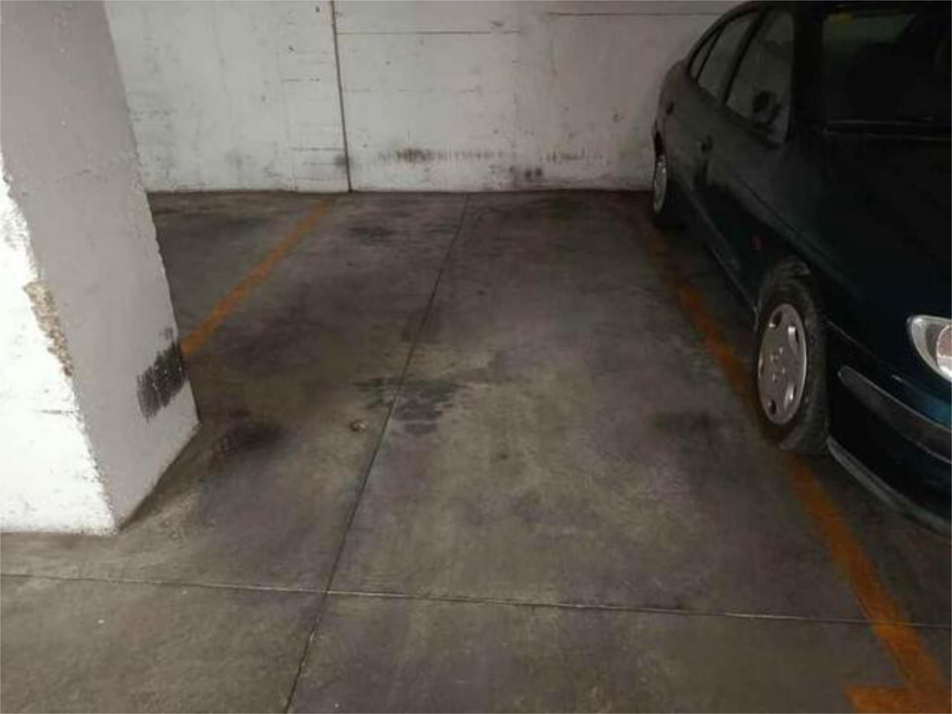 Aparcament de Garatge de lloguer en San Fernando
