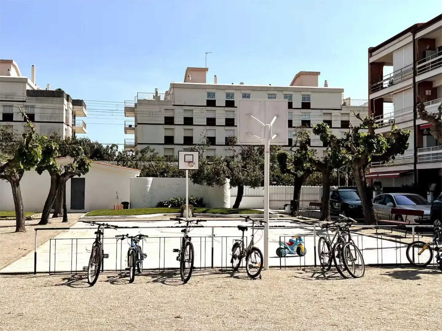 Vista exterior de Piso en venta en Roda de Berà con Aire acondicionado, Calefacción y Jardín privado