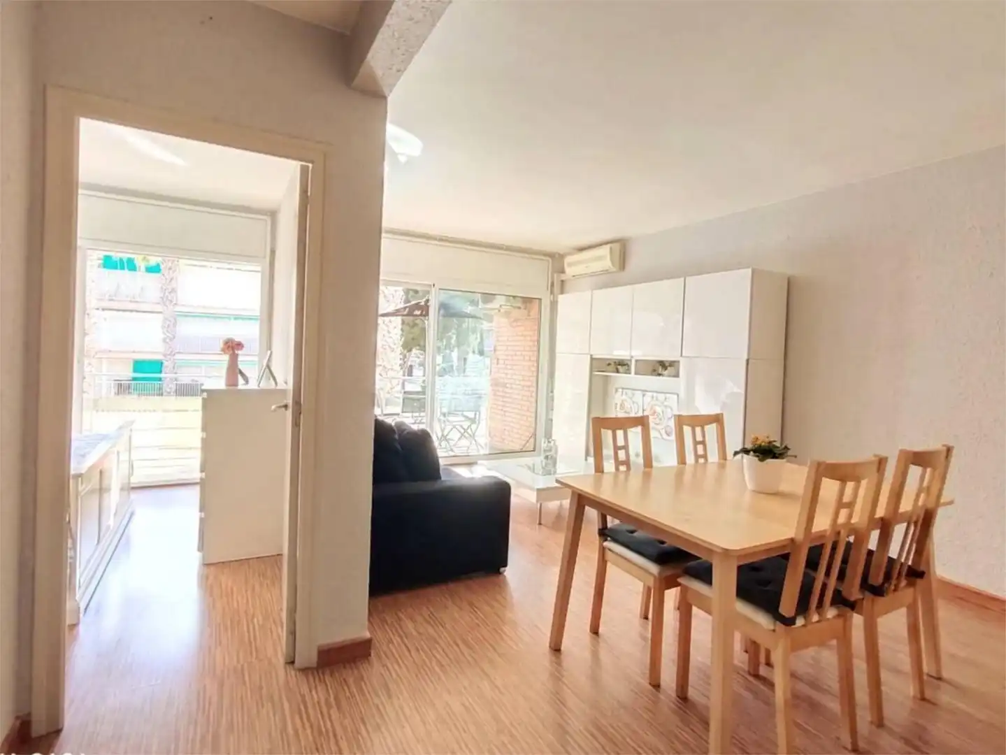 Vista exterior de Piso en venta en Roda de Berà con Aire acondicionado, Calefacción y Jardín privado