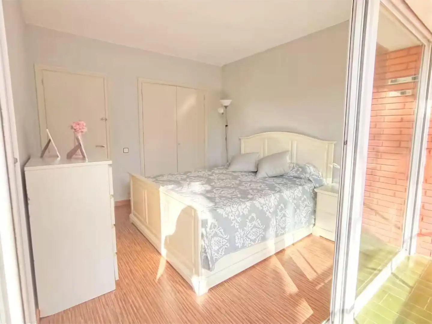 Habitación de Piso en venta en Roda de Berà con Aire acondicionado, Calefacción y Jardín privado
