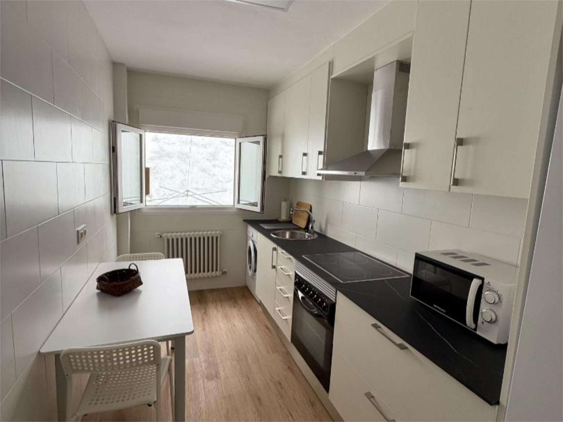 Cocina de Piso de alquiler en Avilés