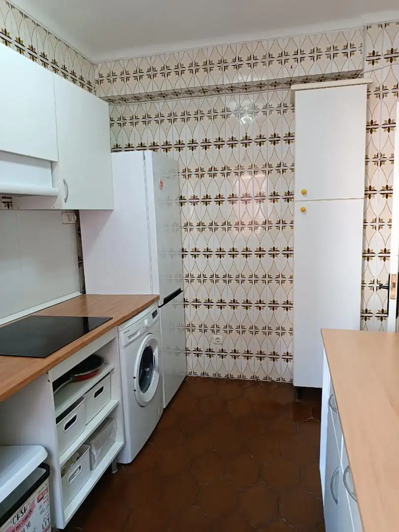 Cocina de Piso en venta en Santander con Calefacción, Parquet y Amueblado