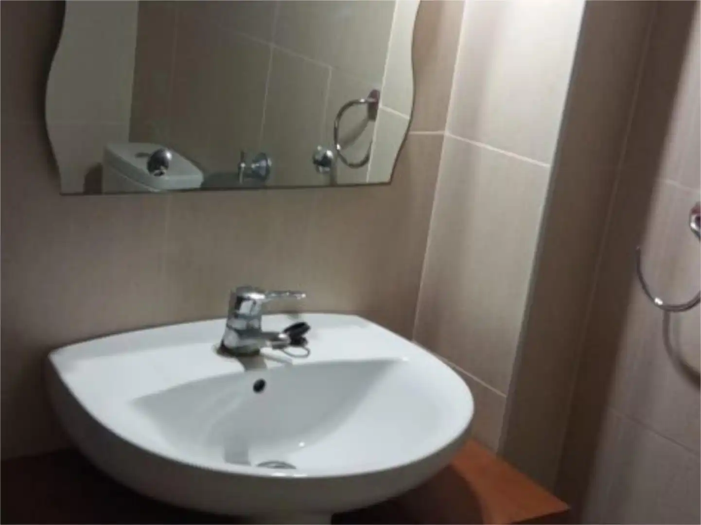 Wohnung zum Verkauf in Calle Rocío Jurado, 2, Fuente de Piedra Badezimmer von Wohnung zum Verkauf in Fuente de Piedra mit Privatgarten, Terrasse und Schwimmbad