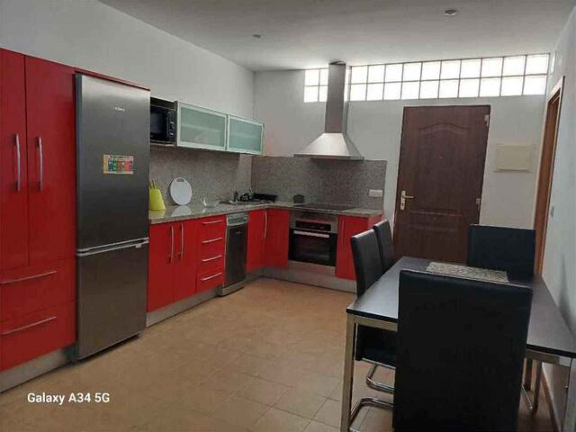 Cuina de Casa o xalet de lloguer en Algeciras
