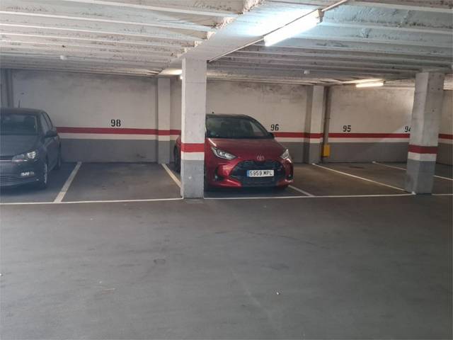 Garaje en Alquiler en Avinguda de Cornellà, 146 en El Gall