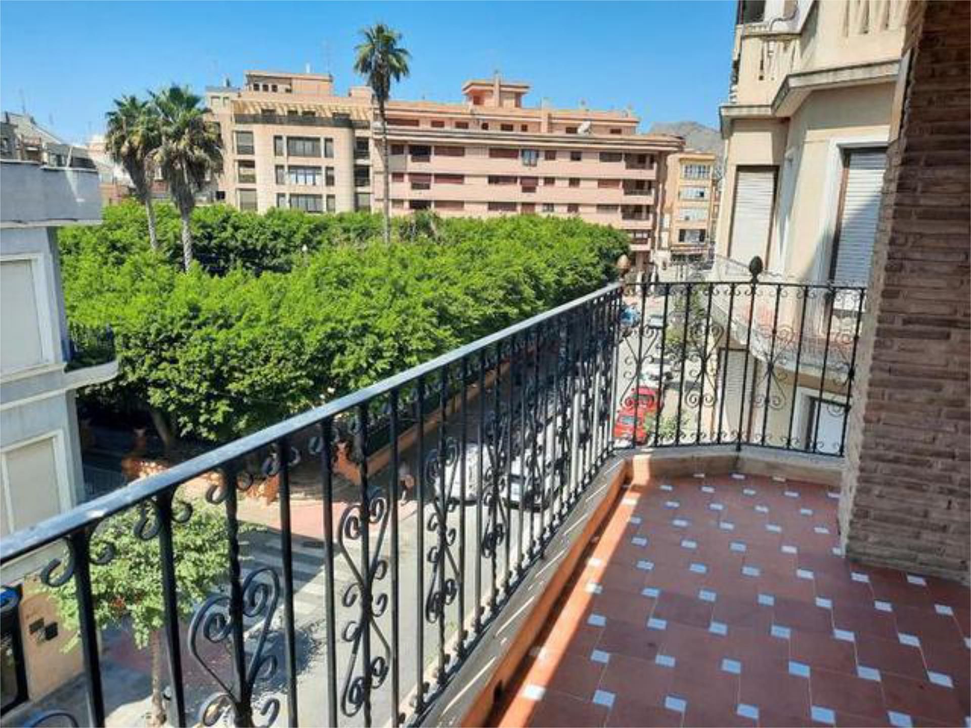 Terraza de Piso de alquiler en Orihuela con Calefacción, Terraza y Amueblado