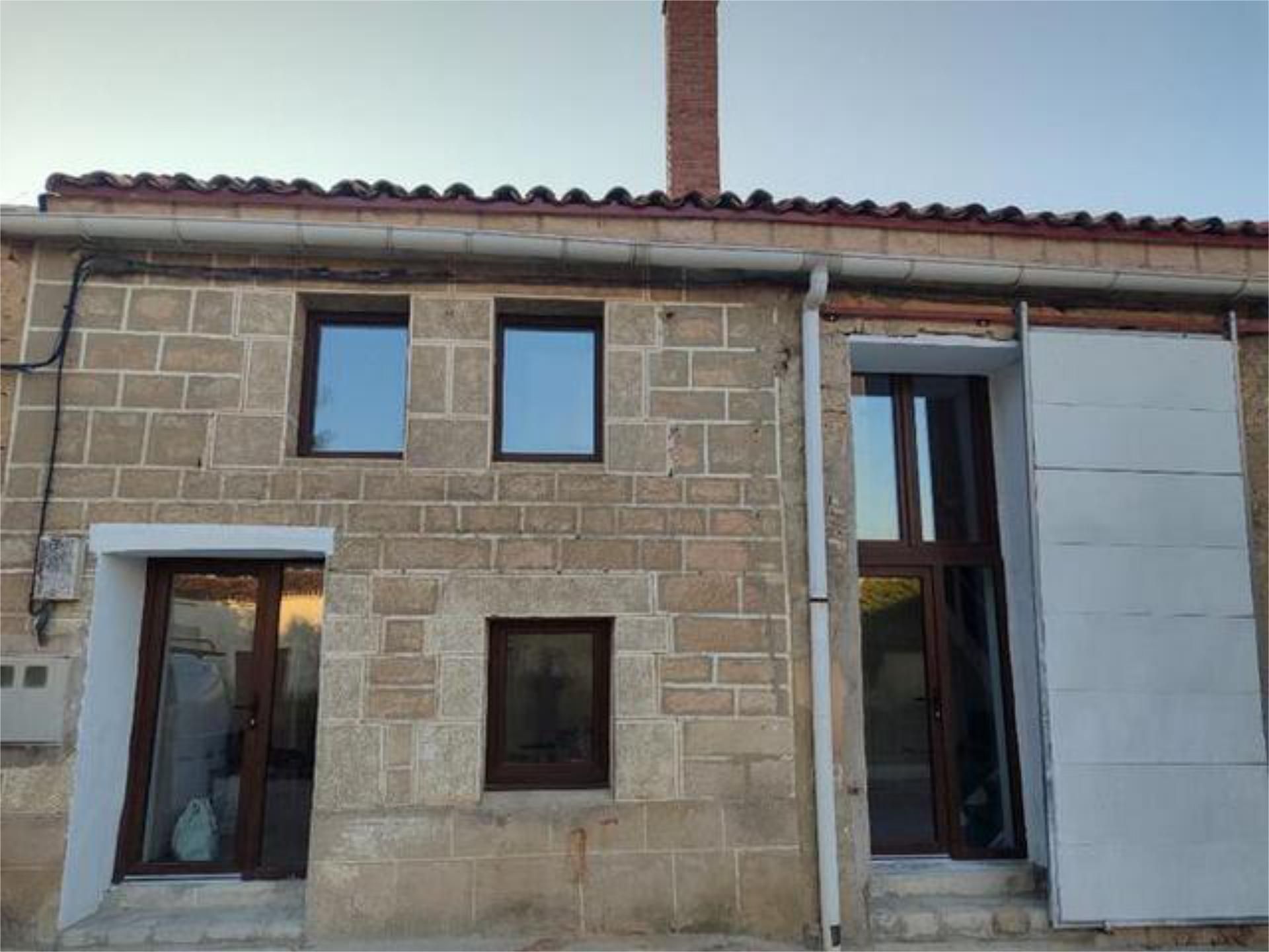Vista exterior de Casa o xalet de lloguer en Valle de las Navas amb Calefacció i Moblat