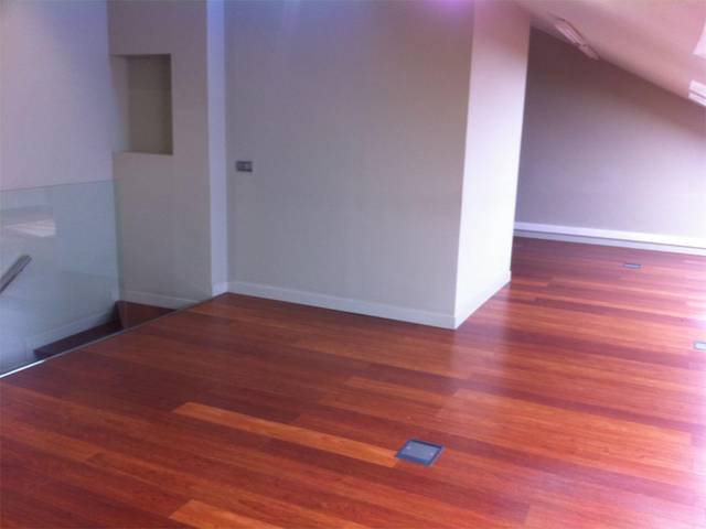 Local comercial en Alquiler en Avenida Gran Vía, 161 en Salgueira - O Castaño