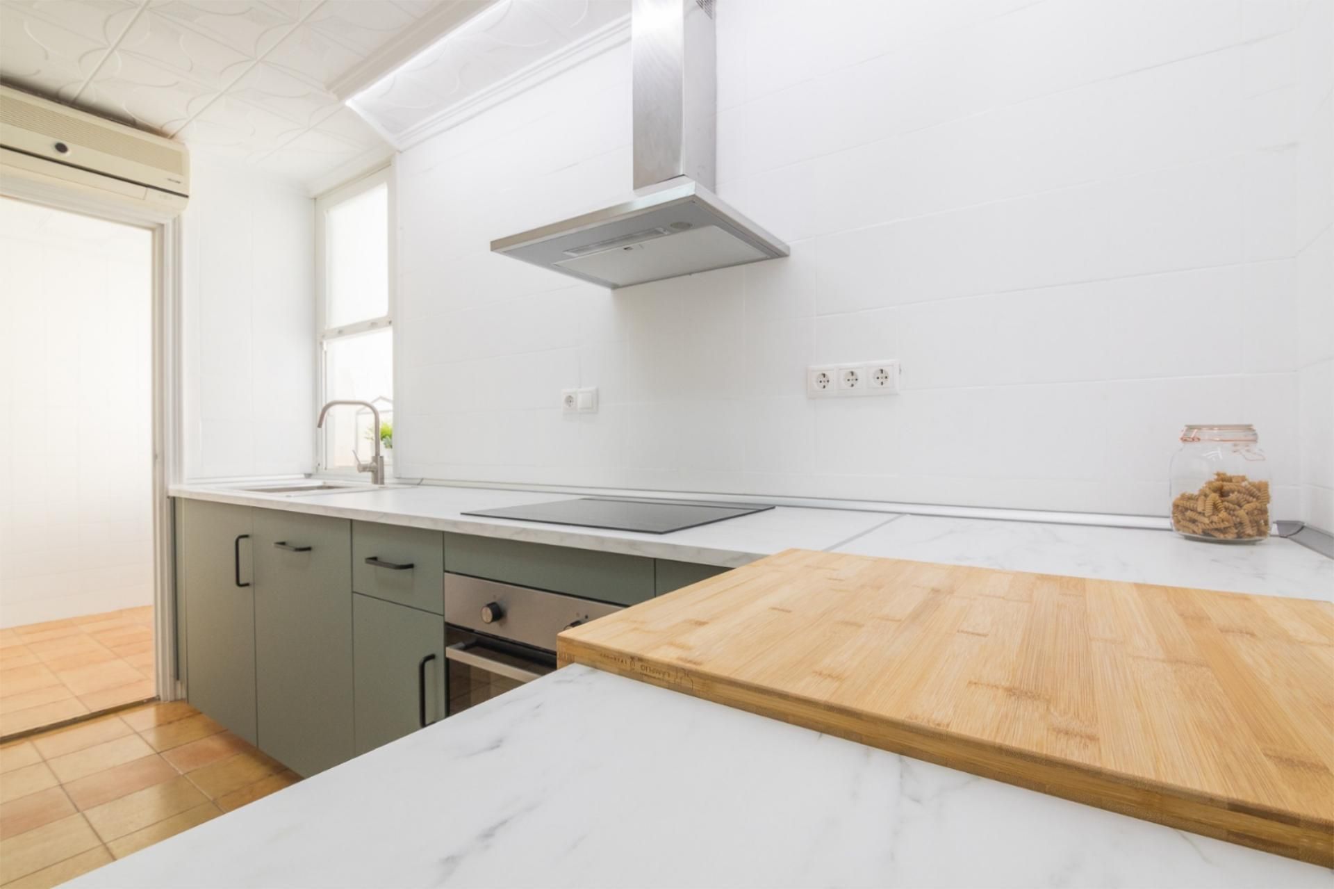 Kitchen of Flat to rent in Elche / Elx  with Air Conditioner