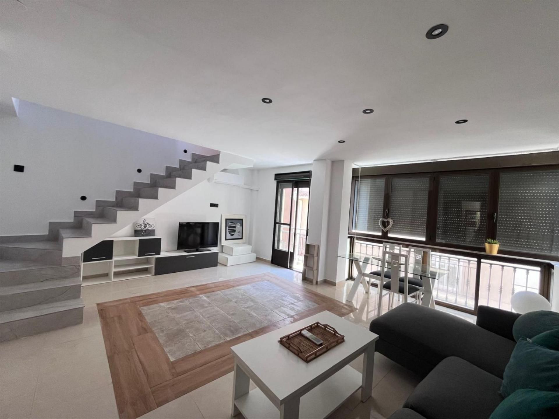 Living room of Flat to rent in  Jaén Capital  with Air Conditioner, Heating and Parquet flooring
