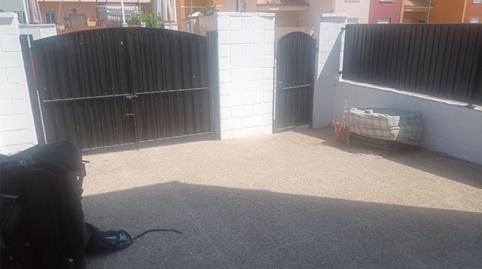 Foto 2 de Casa adosada per a compartir a Calle Saeta, 11, Gerena, Sevilla