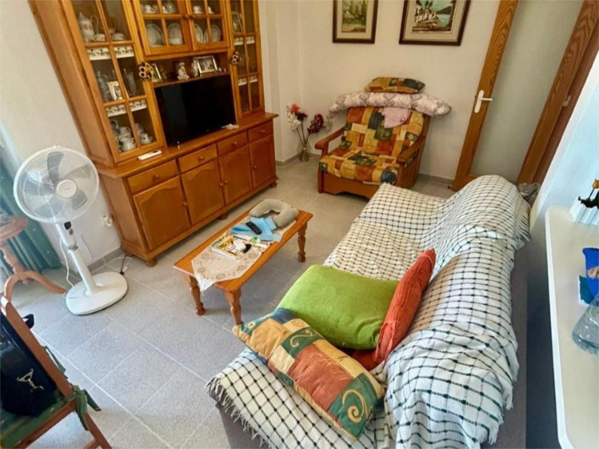 Sala de estar de Piso en venta en Torrevieja con Aire acondicionado, Calefacción y Terraza