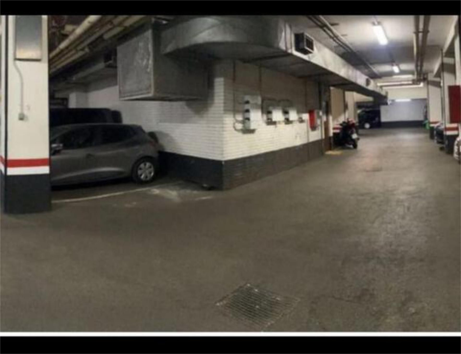 Parkplatz von Garage miete in Coria del Río