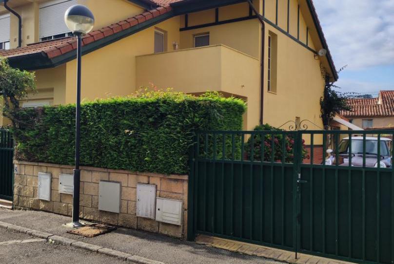 House or chalet for sale in Lugar Barrio Castillo, 1027, Arnuero, Cantabria - image 1 Photo 1 of House or chalet for sale in Lugar Barrio Castillo, 1027, Arnuero, Cantabria