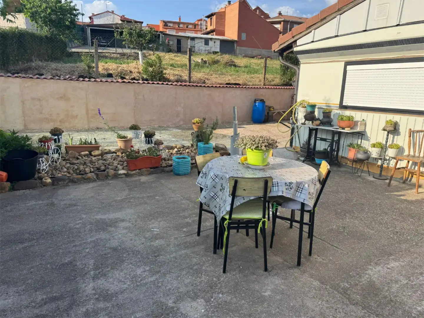 Finca rústica en venta en Camino los Prados, 5, Ferral del Besnega Terraza de Finca rústica en venta en San Andrés del Rabanedo con Calefacción, Jardín privado y Terraza