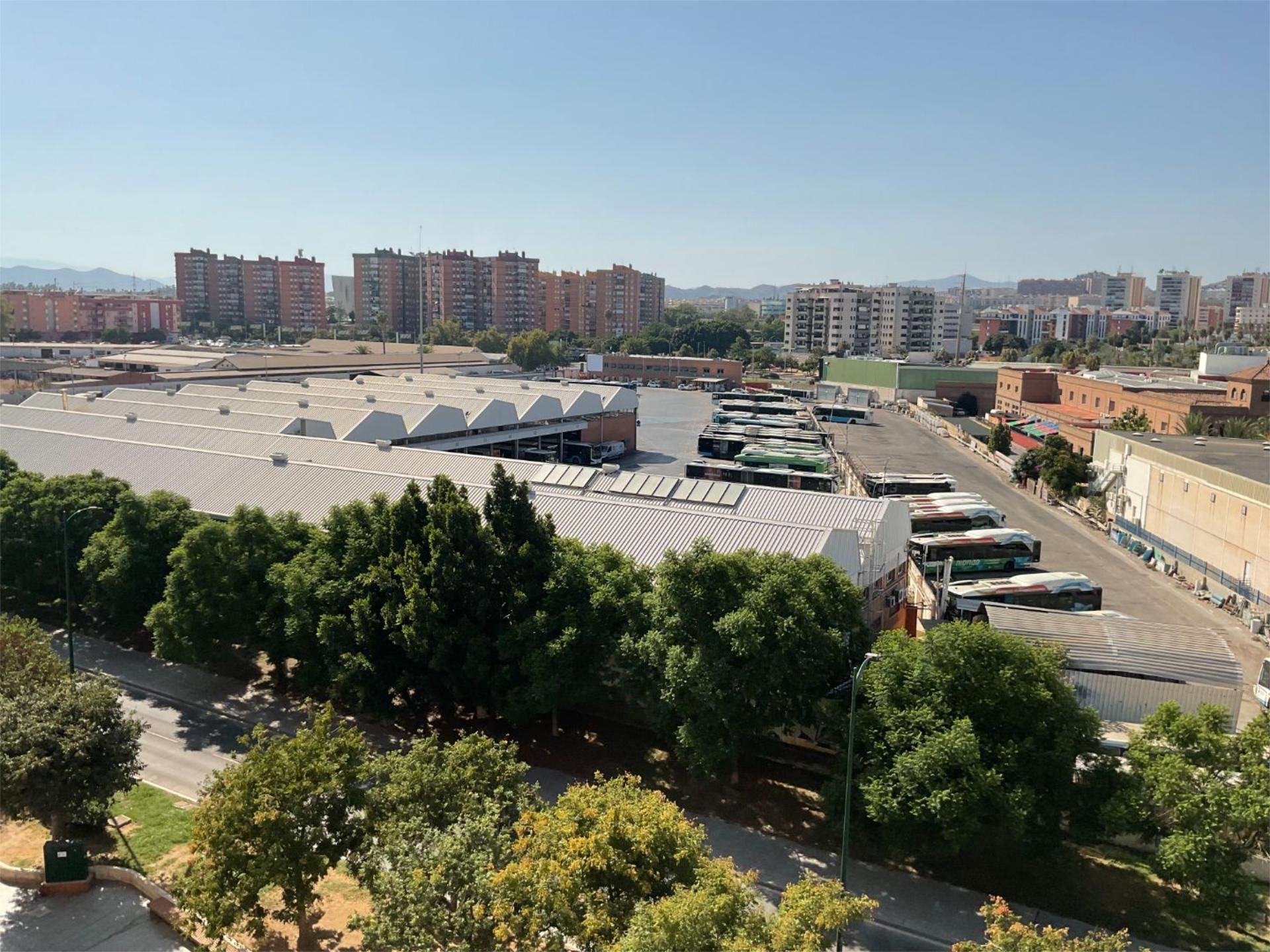 Parking de Piso en venta en Málaga Capital con Amueblado y Balcón