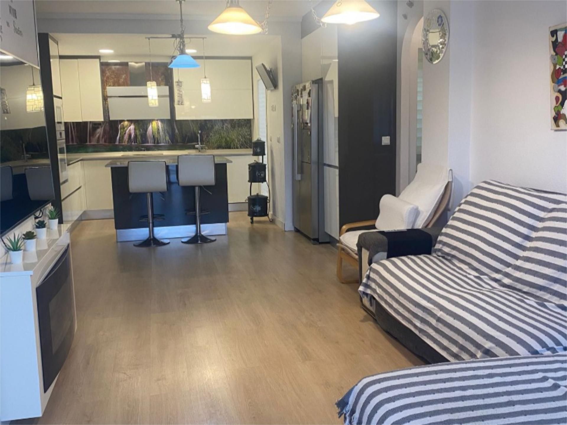 Single-family semi-detached to rent in Avenida Tirso de Molina, 95, Aguas Nuevas