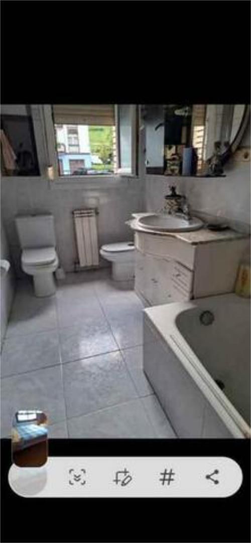 Bathroom of Flat to share in Alegia