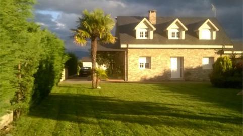 Photo 2 of Flat for sale in Avenida Santos Cascallana, 1, Cacabelos, León