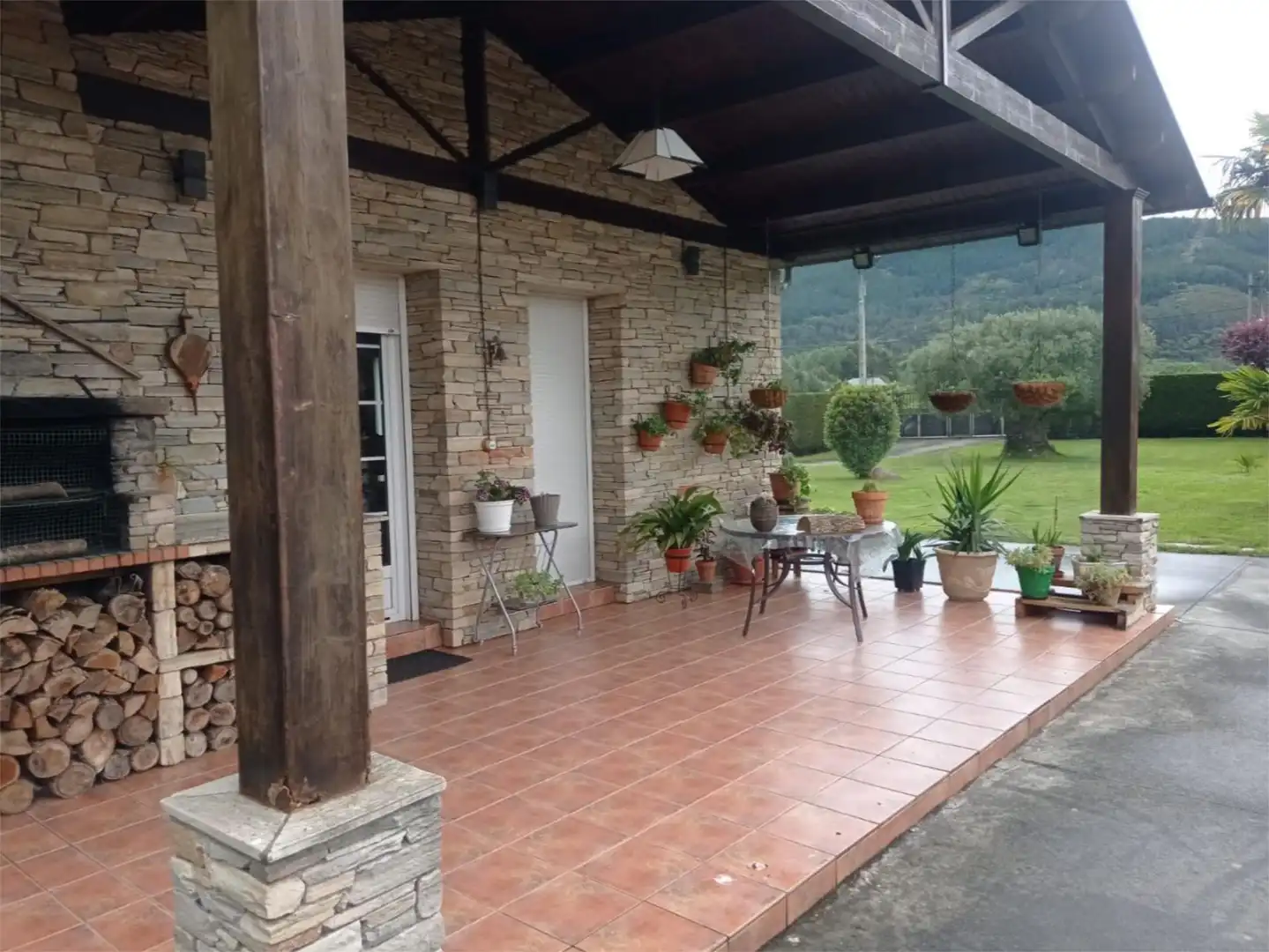 Wohnung zum Verkauf in Avenida Santos Cascallana, 1, Cacabelos Terrasse von Wohnung zum Verkauf in Cacabelos mit Heizung, Privatgarten und Parkett