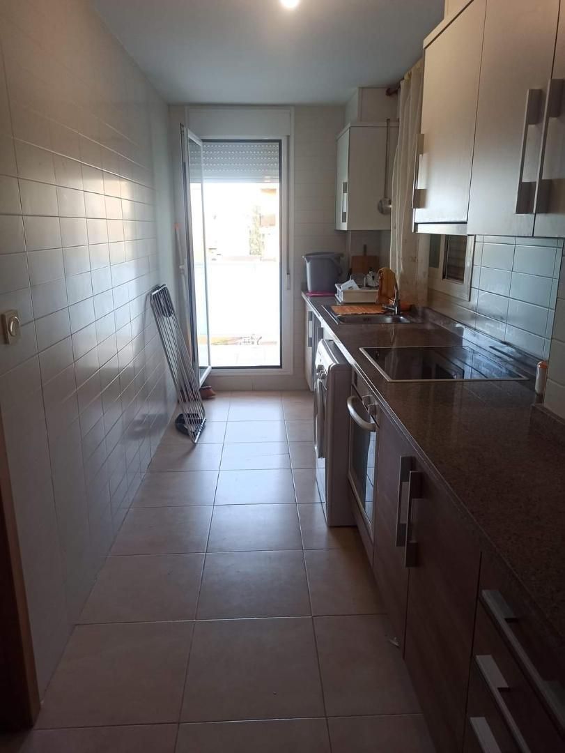 Cuina de Apartament de lloguer en Oropesa del Mar / Orpesa amb Aire condicionat, Calefacció i Terrassa