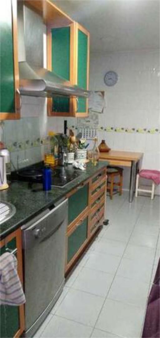 Cocina de Estudio para compartir en Cáceres Capital con Calefacción y Amueblado