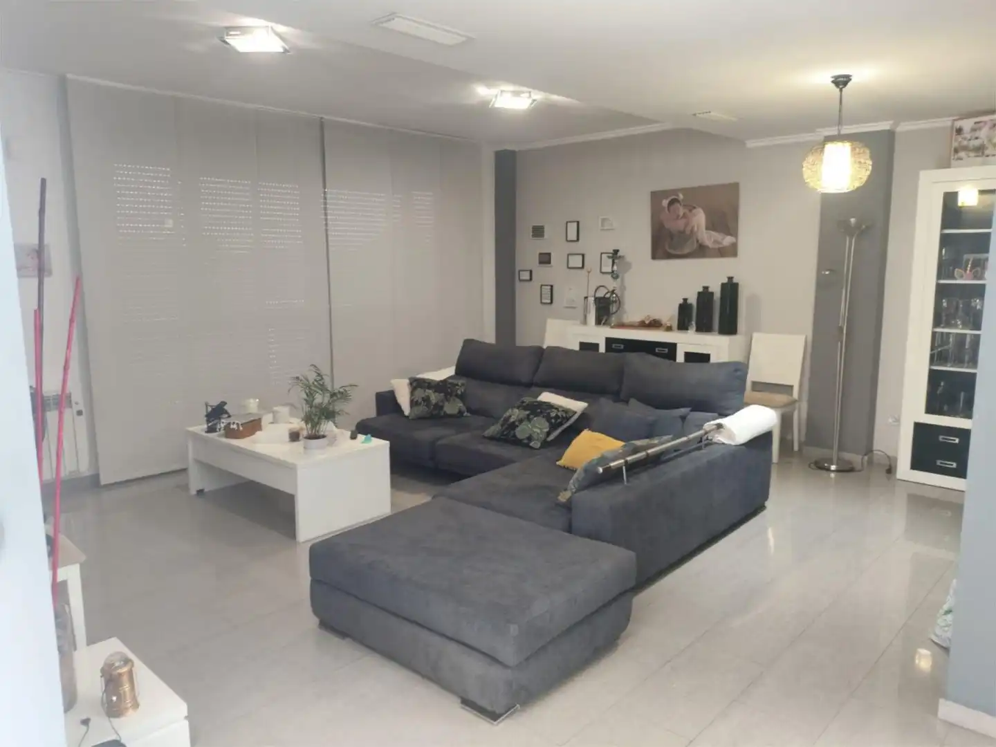 Pis en venda a Carrer Cervantes, 35, Beneixida Sala d'estar de Pis en venda en Beneixida amb Aire condicionat, Calefacció i Jardí privat