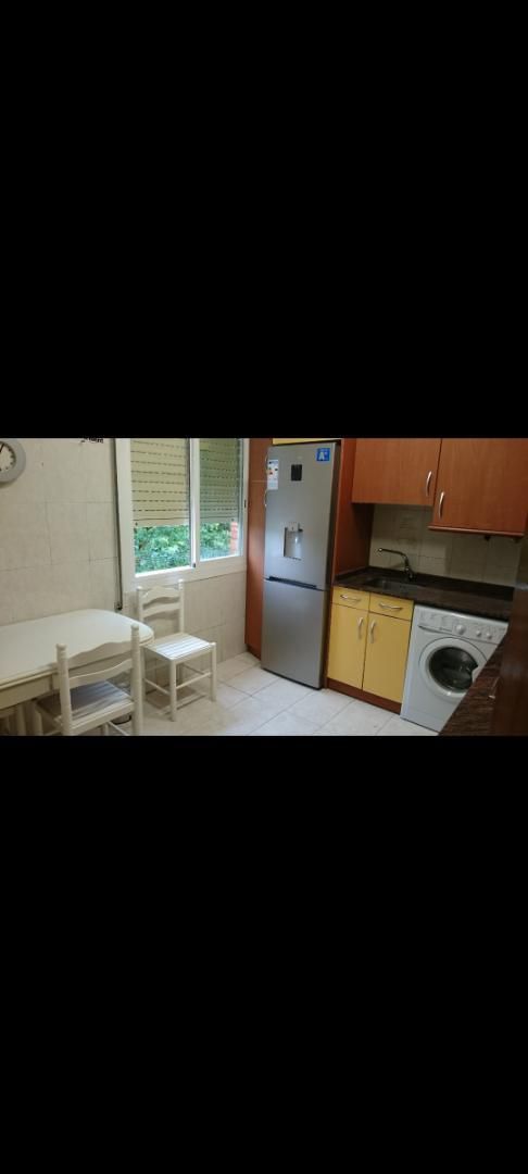 Cocina de Piso de alquiler en  Logroño con Calefacción, Terraza y Amueblado