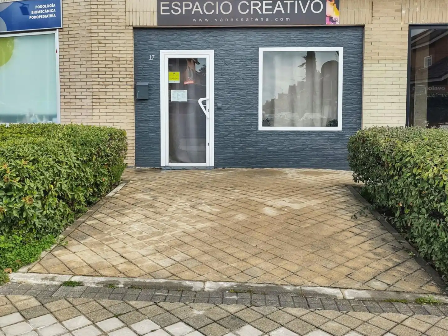 Local de alquiler en Ronda del Parque Bellavista, 4, Centro Vista exterior de Local de alquiler en Rivas-Vaciamadrid con Amueblado