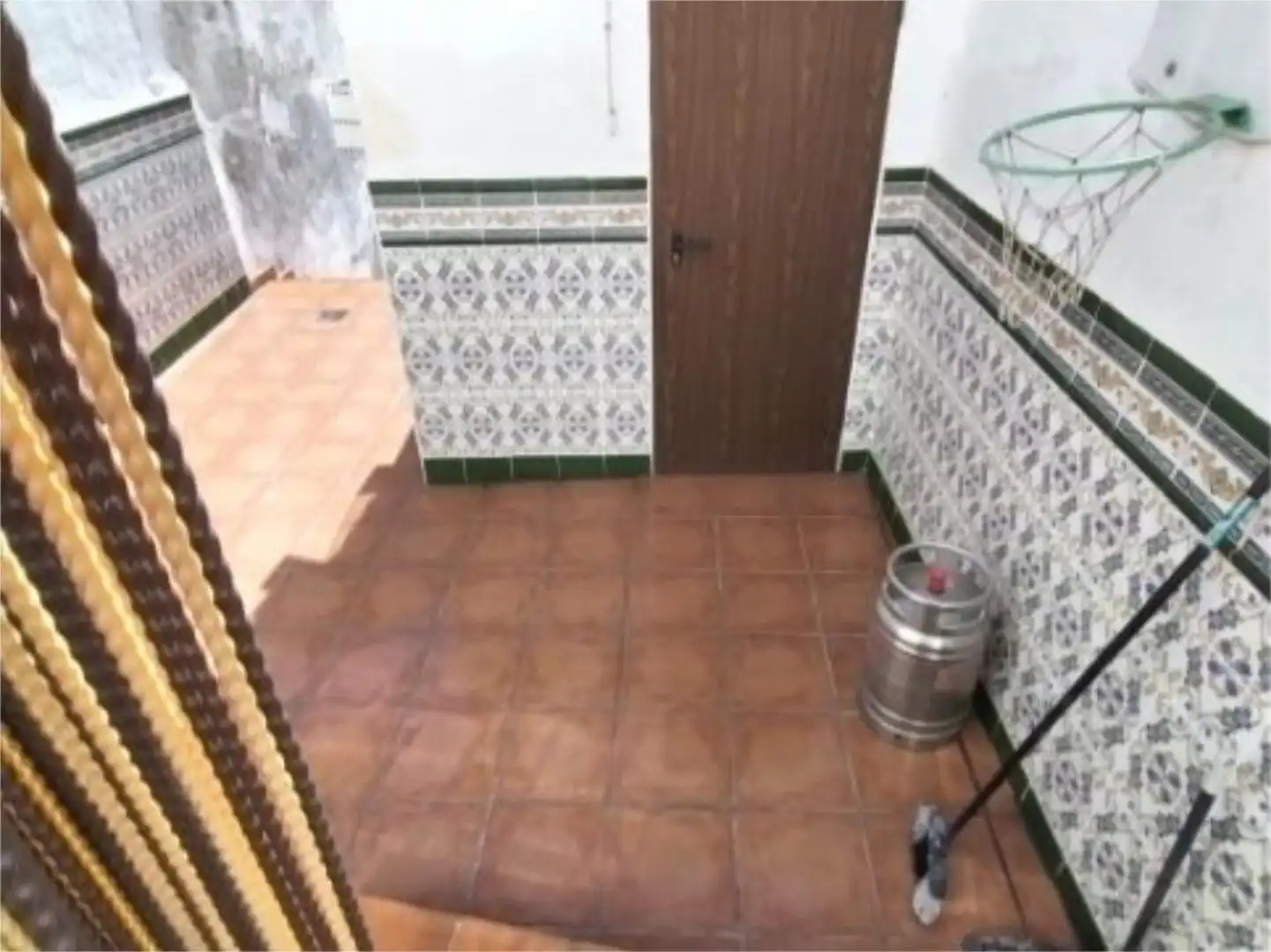 Casa adosada en venda a Calle Barruelo, 80, Montemayor Bany de Casa adosada en venda en Montemayor amb Aire condicionat, Jardí privat i Traster