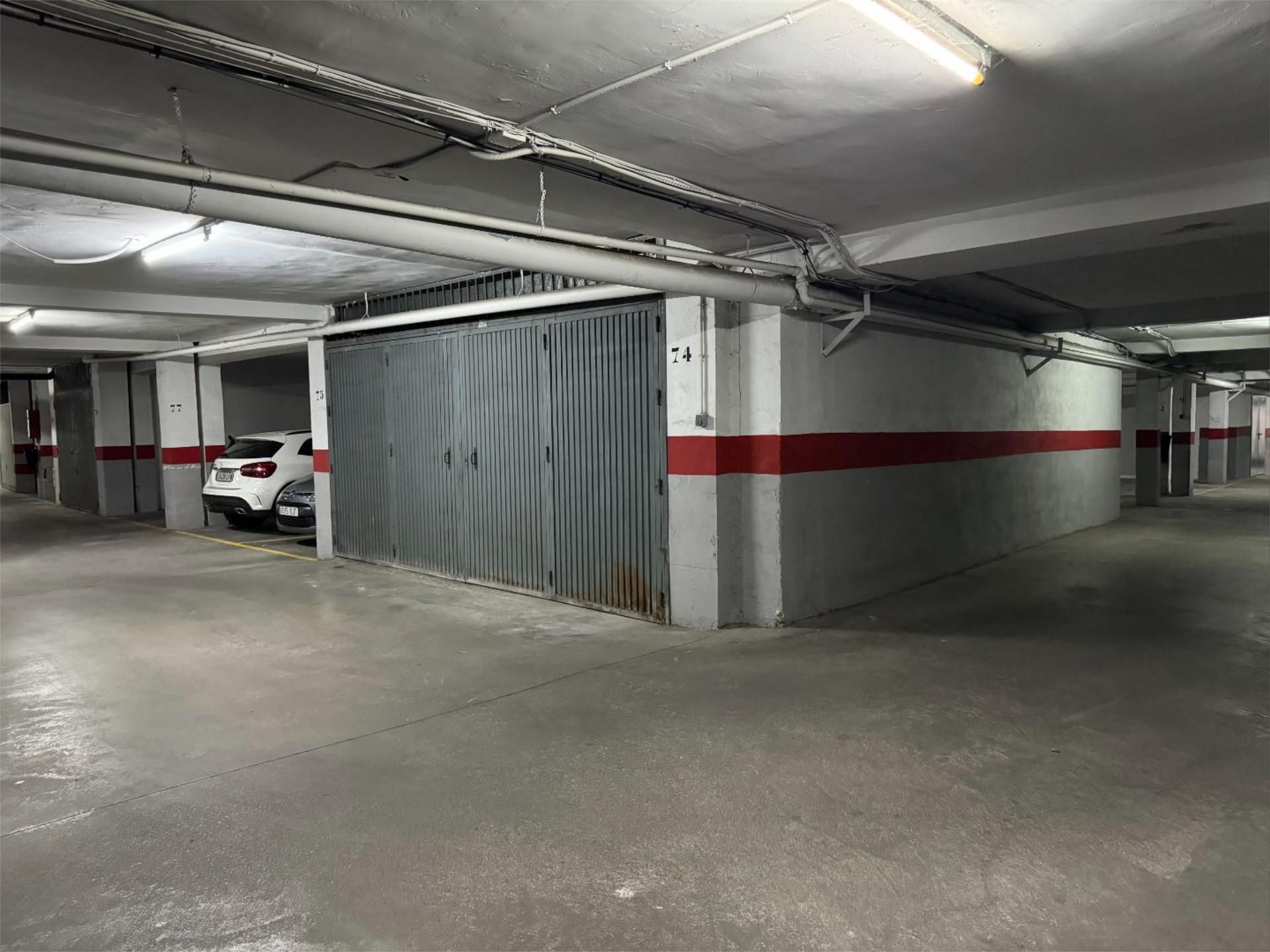 Parking of Garage to rent in  Granada Capital
