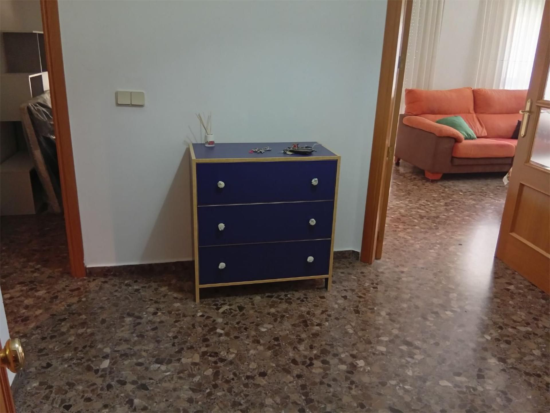 Dormitori de Pis de lloguer en  Albacete Capital amb Calefacció, Moblat i Balcó