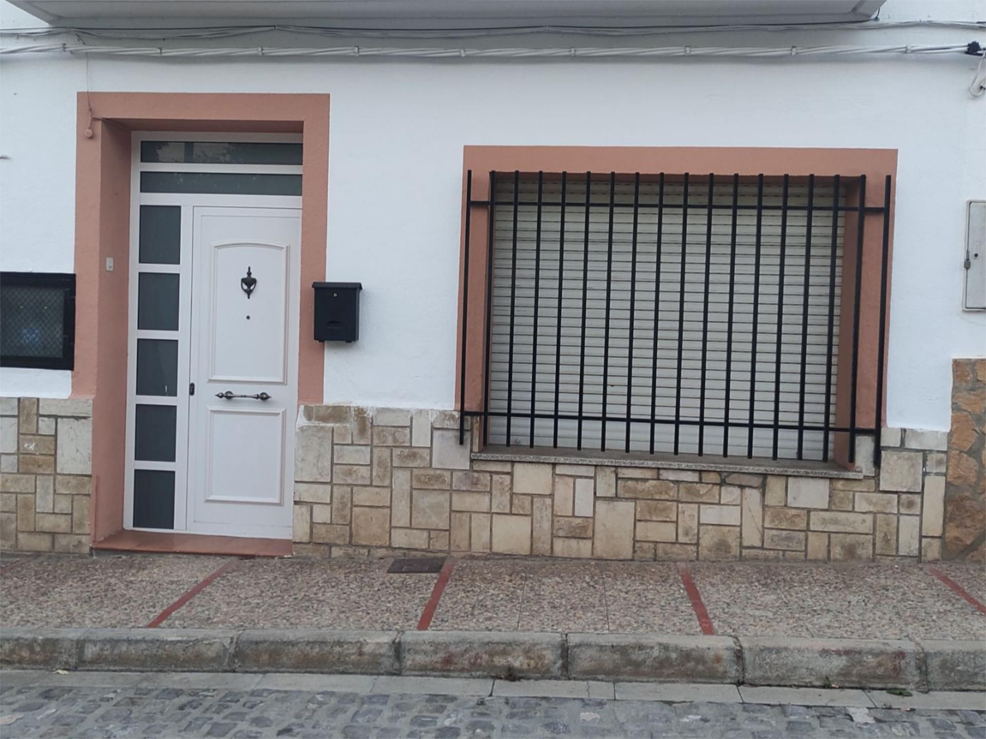 Exterior view of Planta baja to rent in Viver  with Heating, Terrace and Furnished