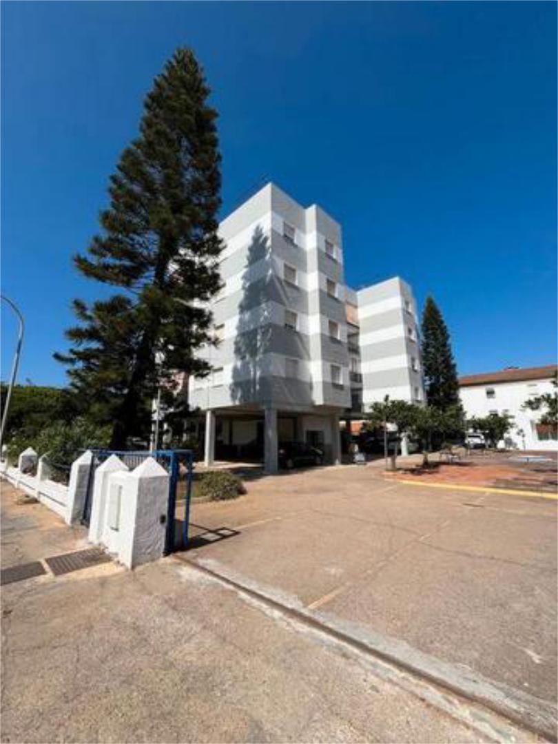 Vista exterior de Apartament de lloguer en La Antilla amb Calefacció, Jardí privat i Terrassa