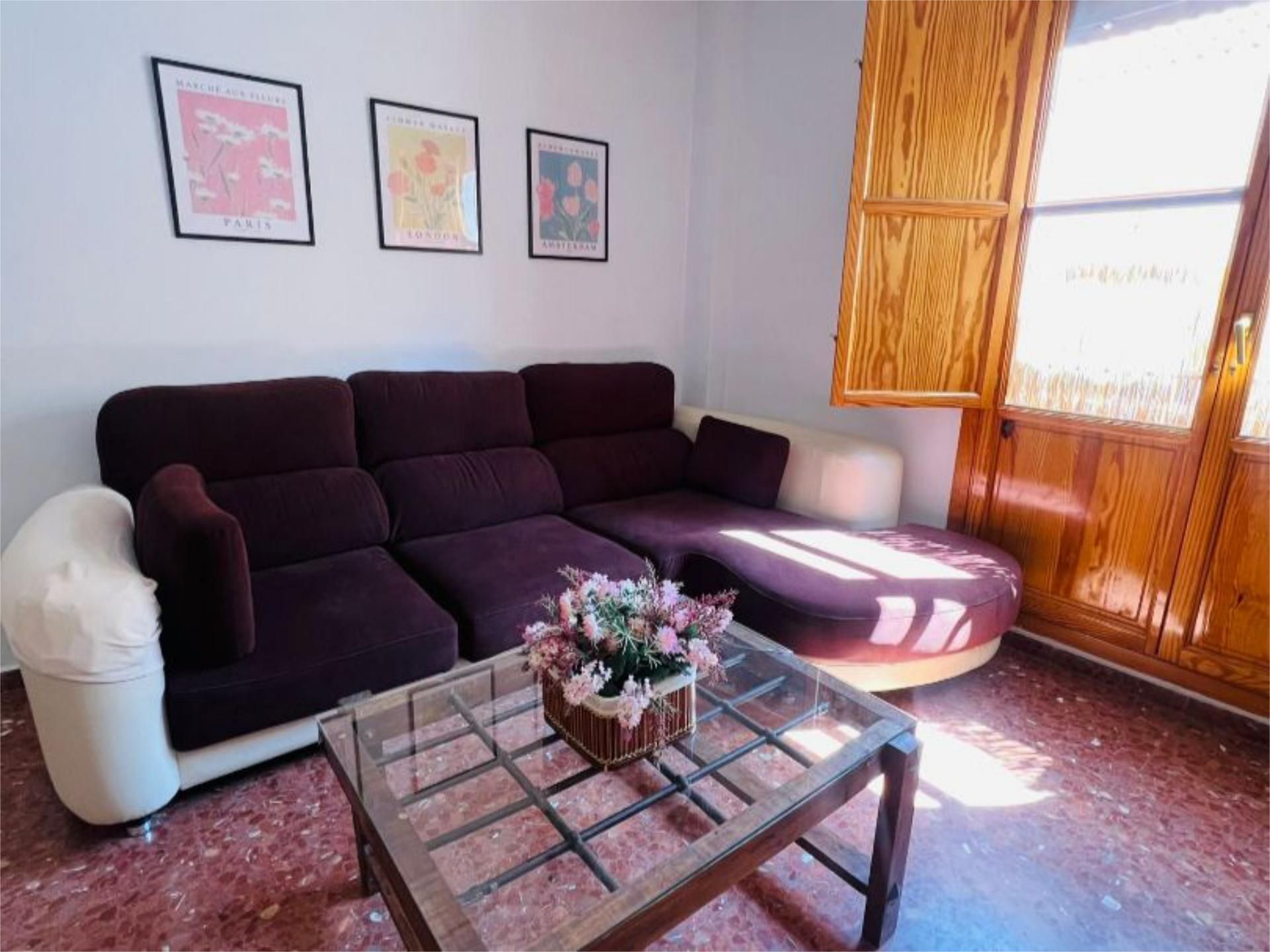 Piso de alquiler en Calle Almendros Aguilar, 37, Ctra. Circunvalación - La Magdalena