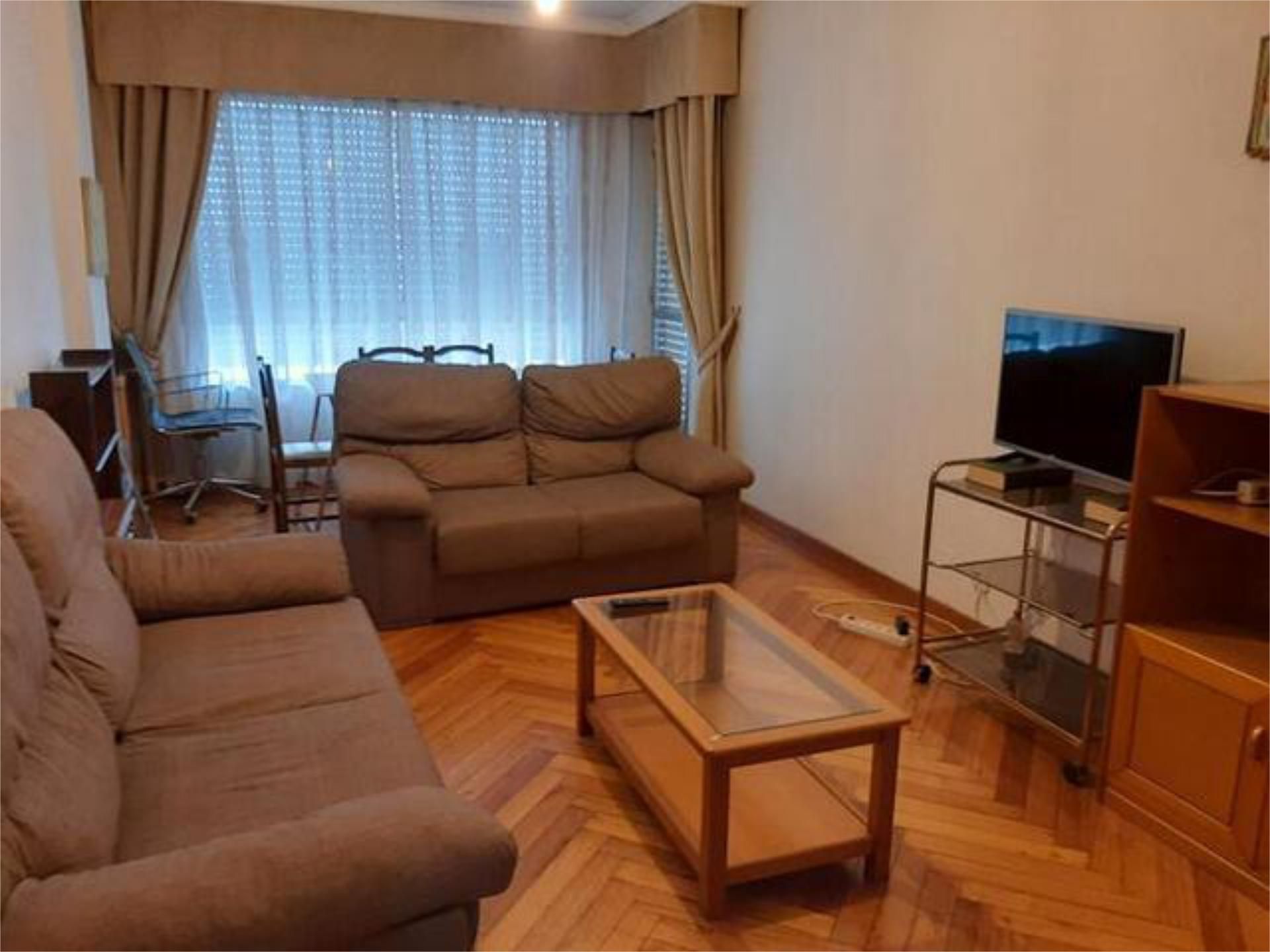 Flat to rent in Zona de Plaza de Barcelos