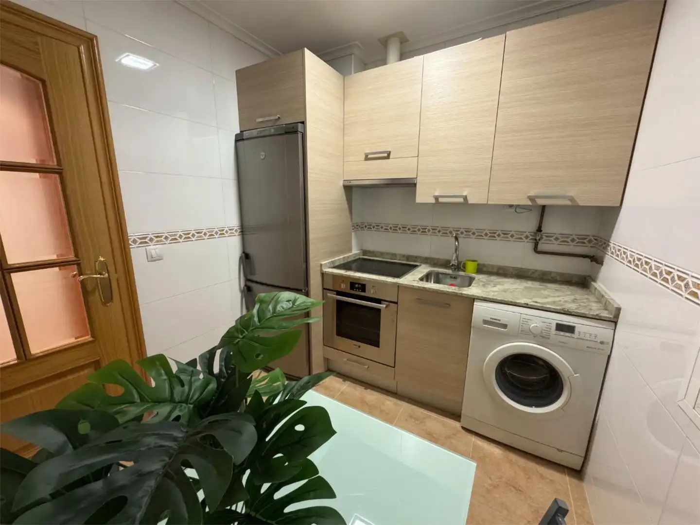 Habitación en Calle Ingenieros Pino y Amorena, 17, Jesuitas