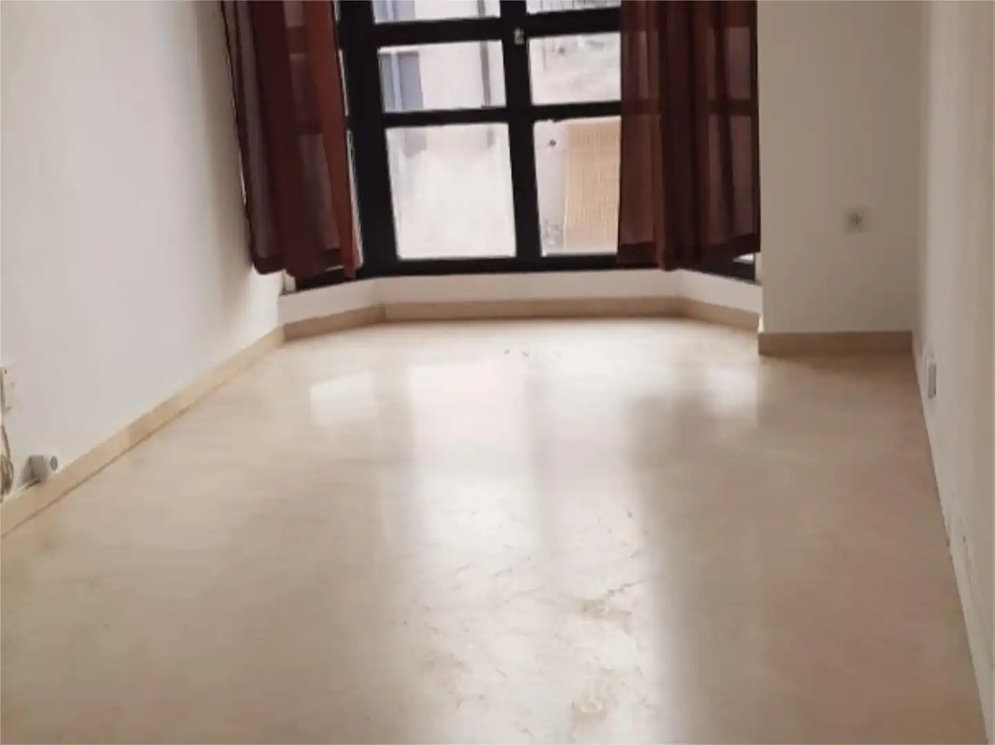 Außenansicht von Büro zur Miete in Huesca