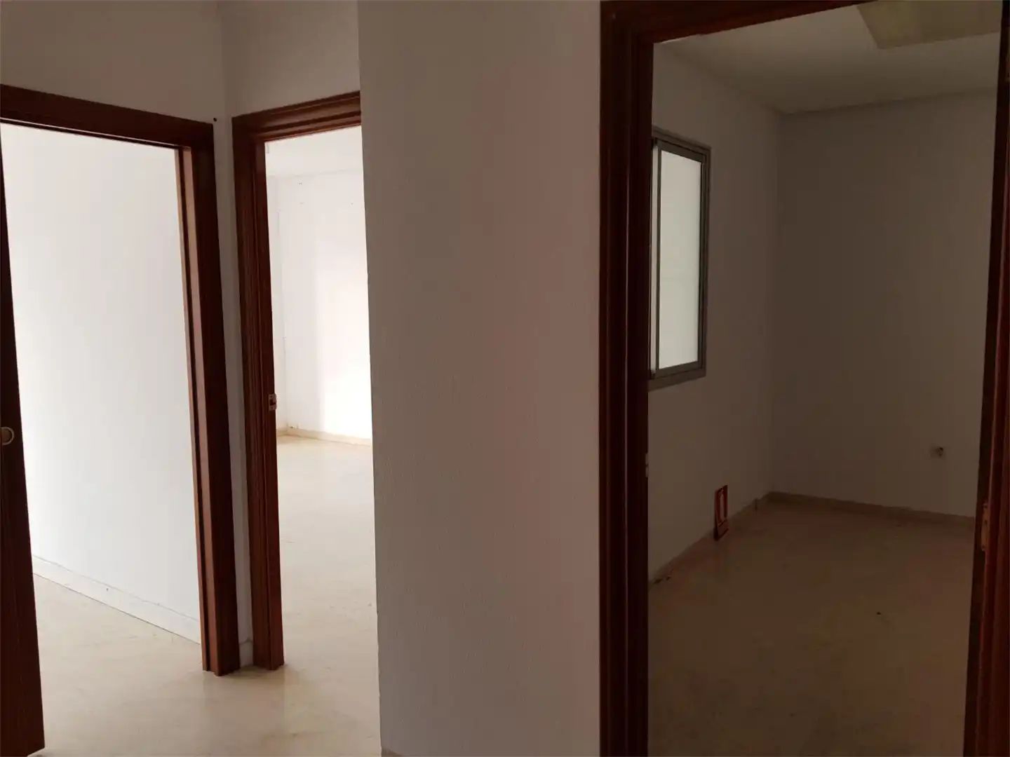 Büro zur Miete in Huesca