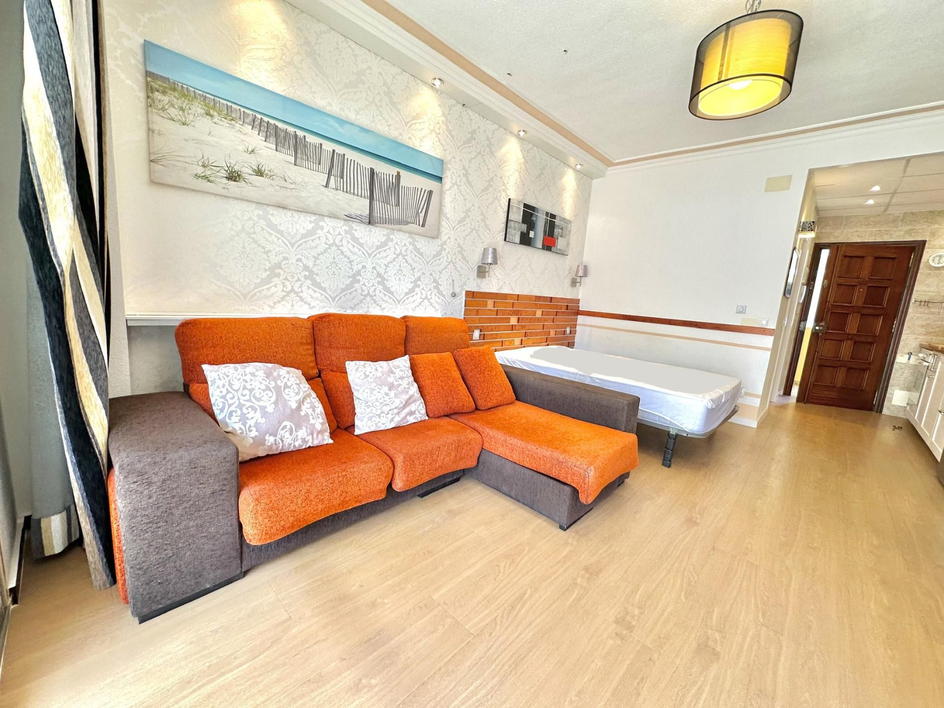 Living room of Study for sale in Torremolinos  with Terrace and Balcony