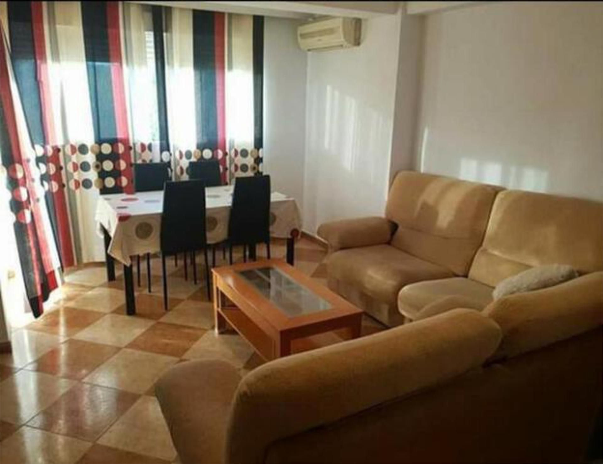 Sala d'estar de Pis de lloguer en  Huelva Capital amb Es permeten mascotes