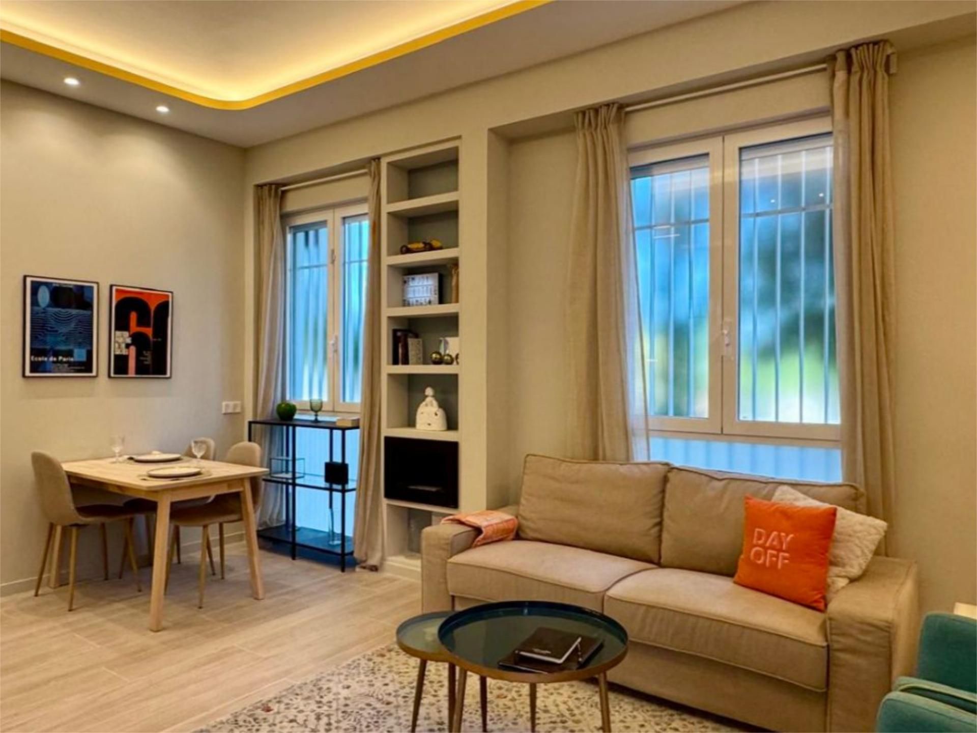 Living room of Flat for sale in  Madrid Capital  with Air Conditioner