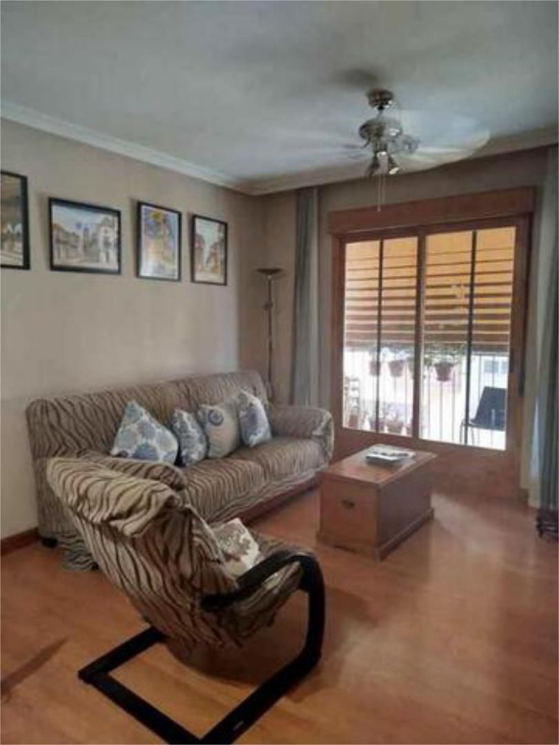 Living room of Flat to rent in Plasencia  with Heating, Terrace and Storage room
