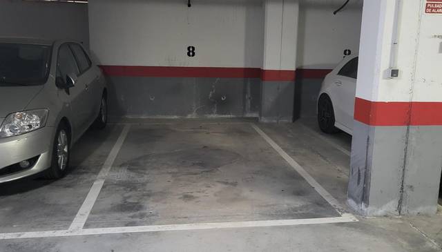 Garaje en Alquiler en Carrer del Pingüí, 38 en Les Maravelles