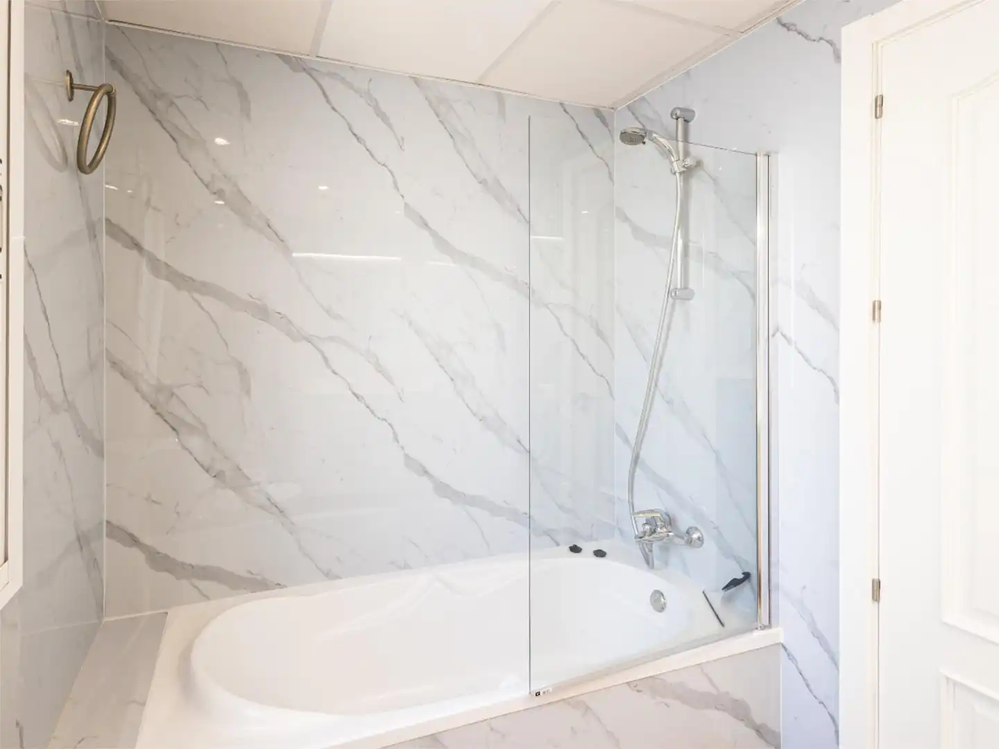 Houses for rent in Calle Calvario, 10, Huerta Belón - Calvario Bathroom of Houses for rent in Marbella with Air Conditioner, Heating and Private garden