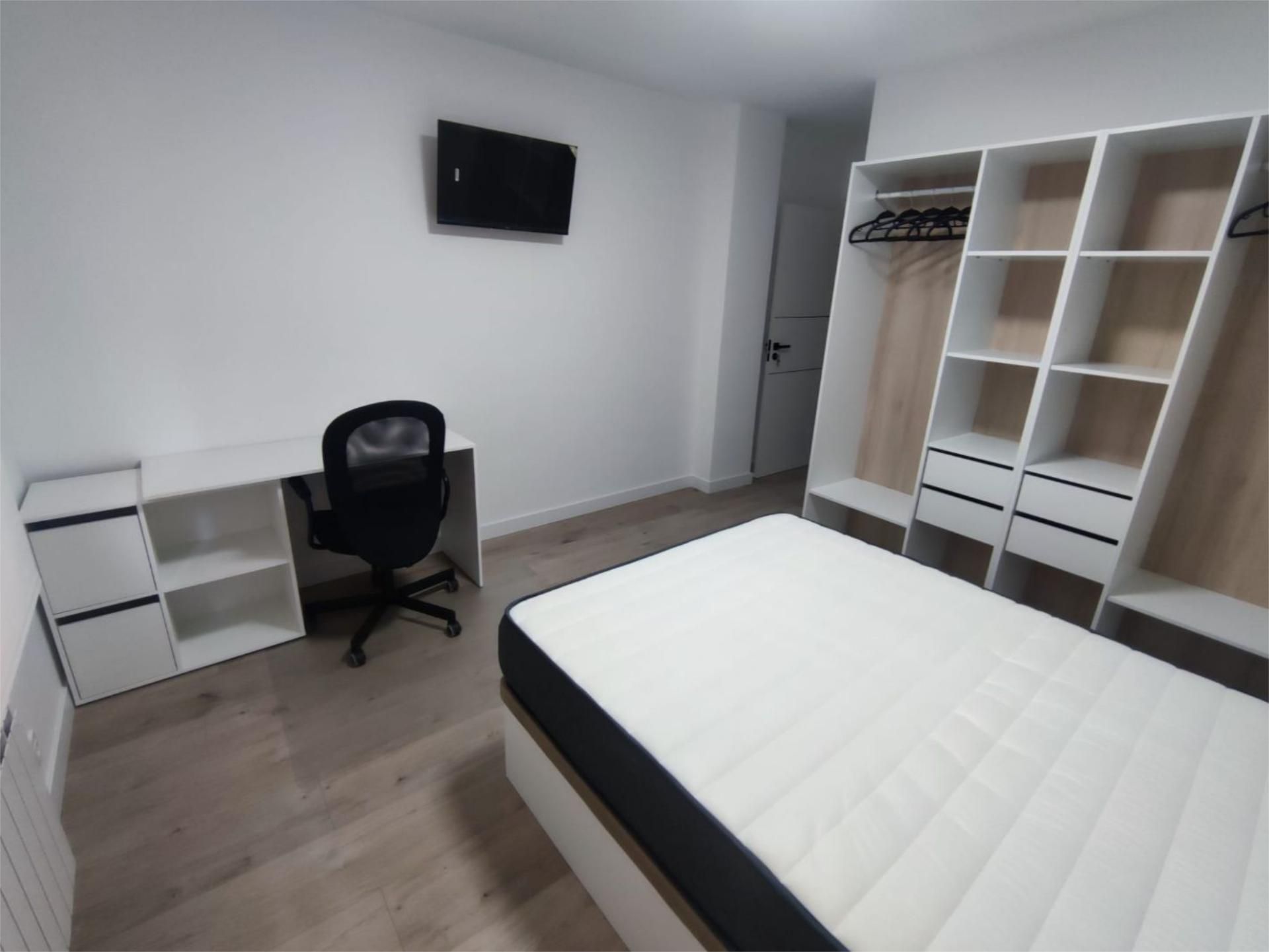 Bedroom of Flat to share in Zamora Capital   with Heating, Parquet flooring and Terrace
