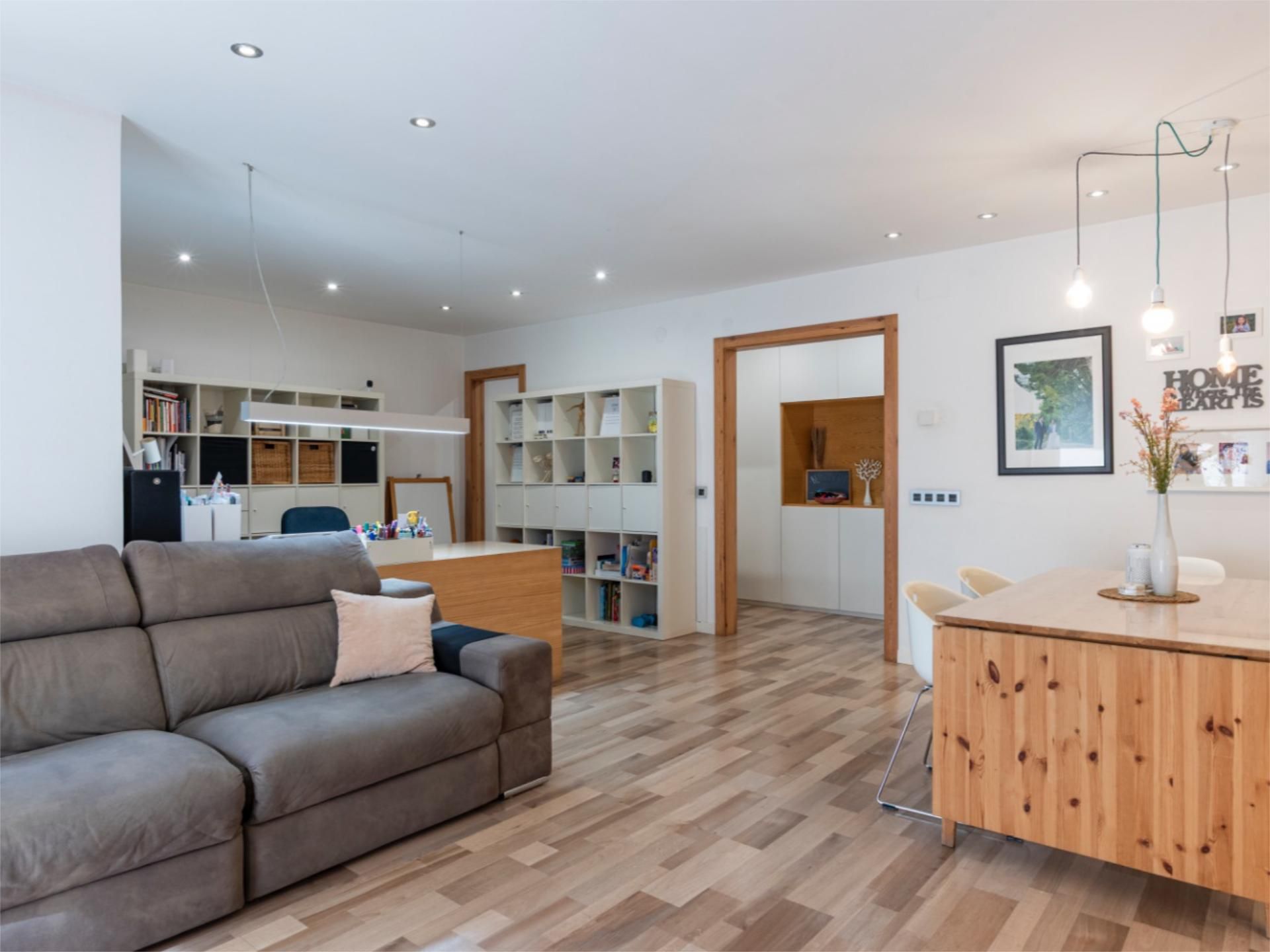 Living room of Flat for sale in  Lleida Capital  with Air Conditioner and Balcony