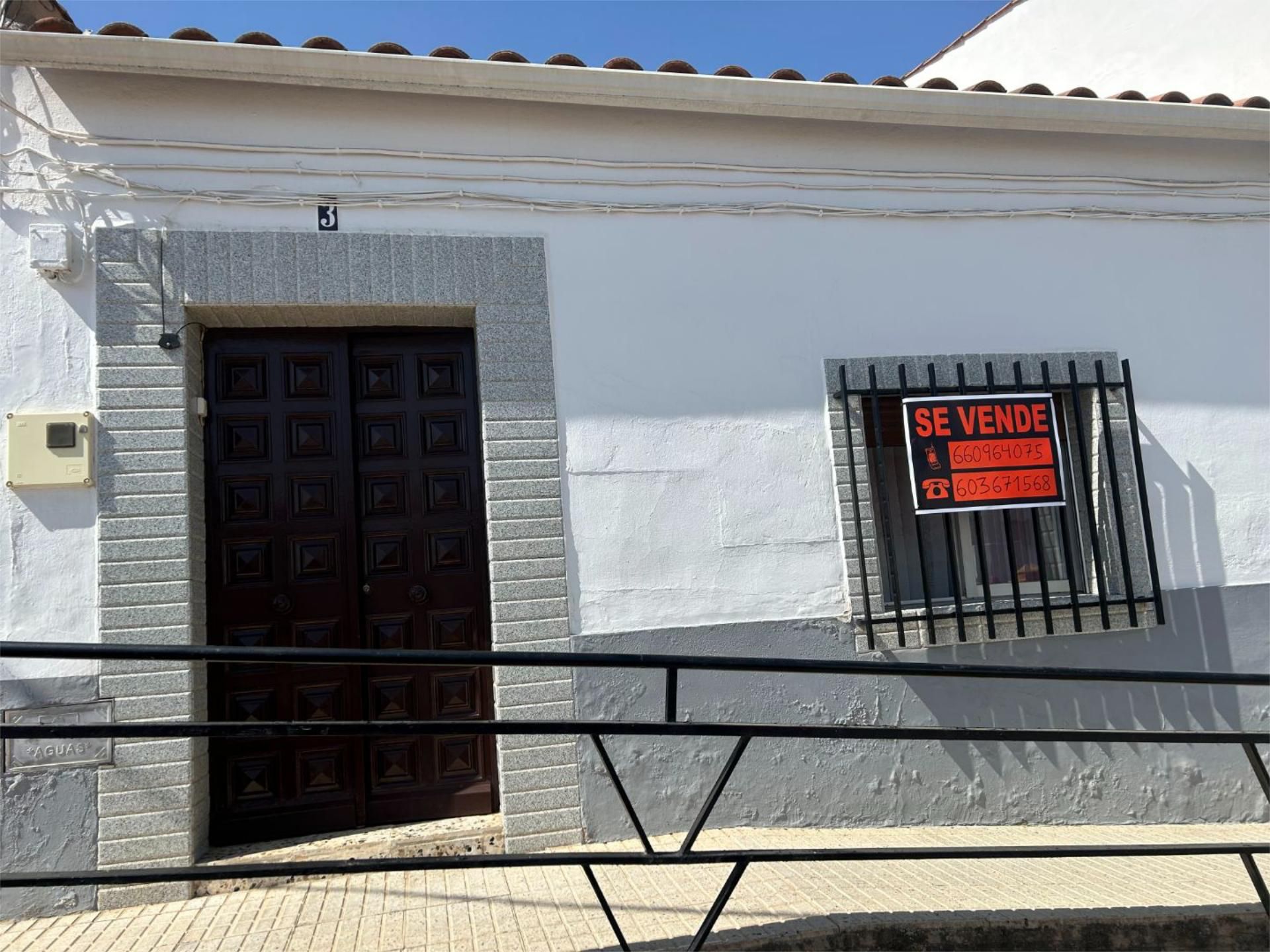 Exterior view of Planta baja for sale in Villalba de los Barros  with Furnished