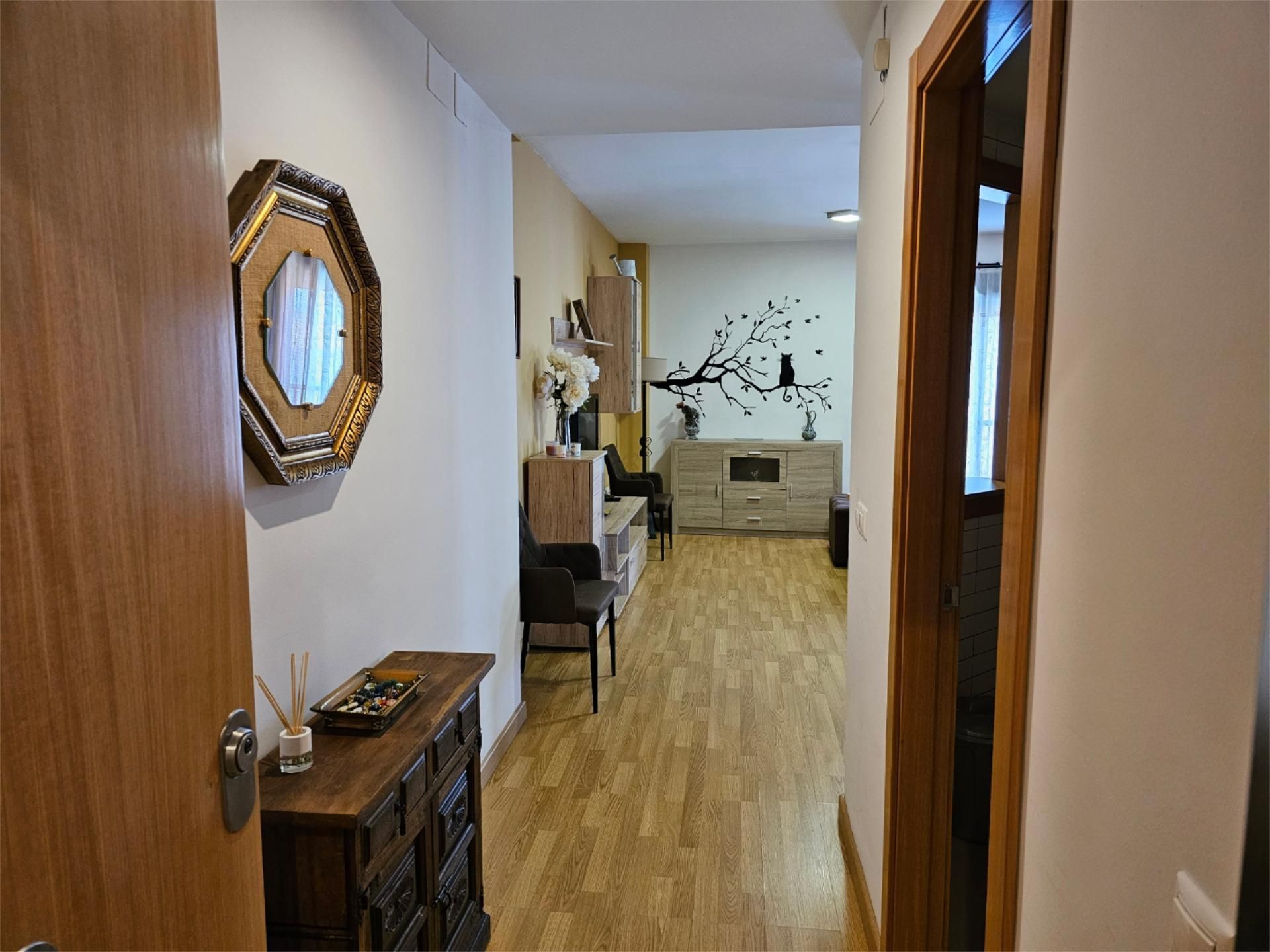 Flat to rent in Linares  with Air Conditioner and Balcony